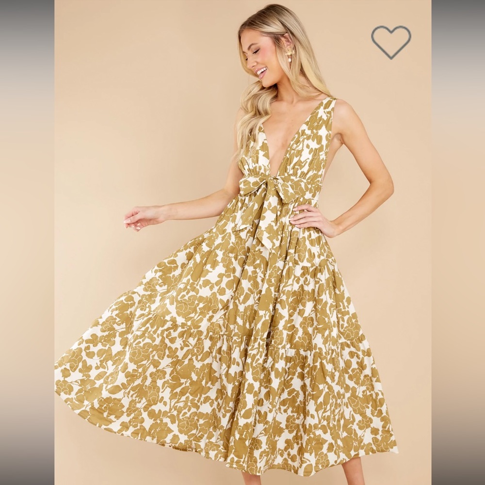 Res Dress Boutique. Tan & Beige Floral MIDI Dress.